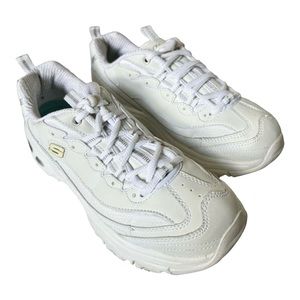Women’s White Leather Low Top, DLite, Skechers w/ Air Cooled Memory Foam
